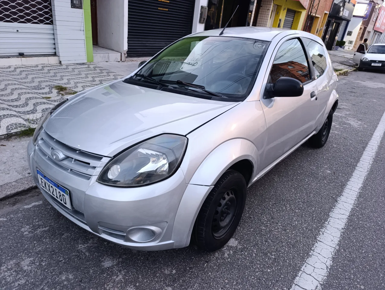 Ford Ka 1.0 Zetec Rocam BARBADA !
