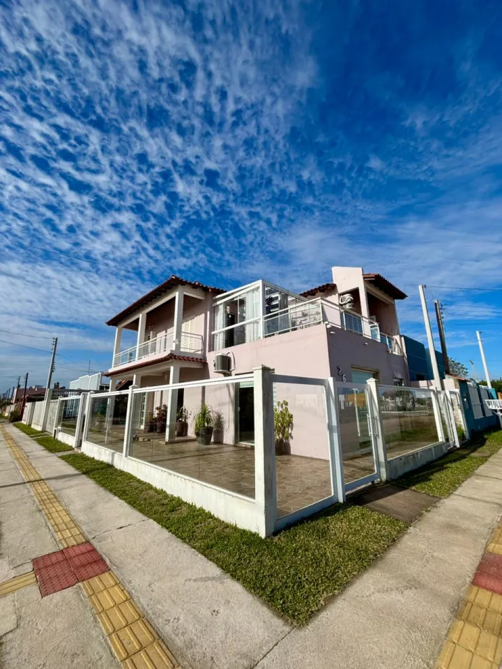 Sobrado Comercial/Residencial no Cassino - Oportunidade