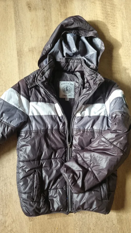 Vendo roupas inverno juvenis